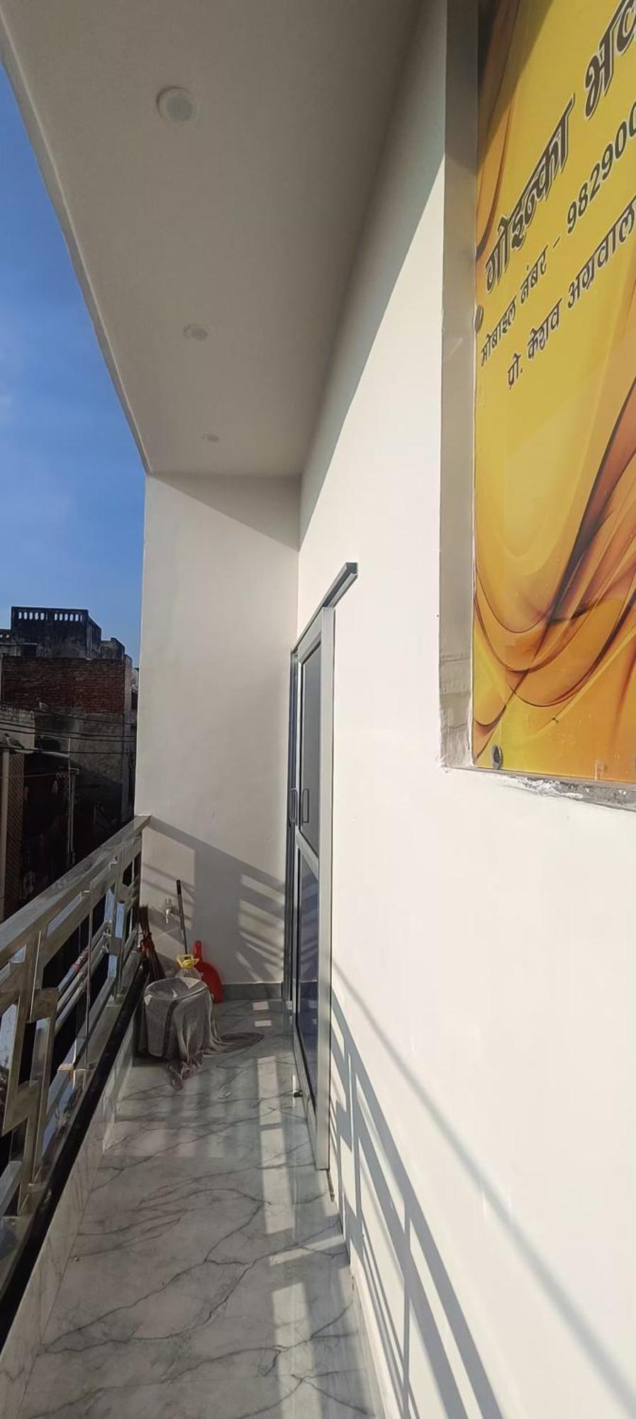 Goenka Home Stay Barsana Chhata Exterior photo